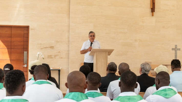 Colaboradores de Parque Cementerio Puerta del Cielo se Grad&uacute;an del Curso de Jardiner&iacute;a B&aacute;sica Impartido por INFOTEP (Copy)