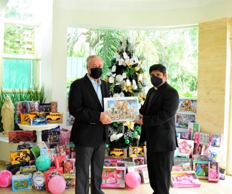 Puerta del Cielo regal&oacute; Felicidad a los ni&ntilde;os de su Comunidad