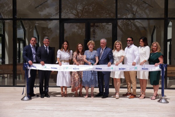 Grupo Blandino y Parque Cementerio Puerta del Cielo inauguran capillas de velaci&oacute;n e iglesia Cristo Resucitado 
