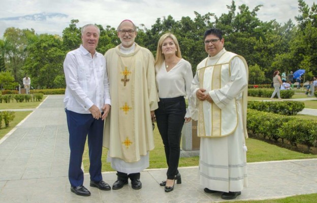 Se recuerda el valor de una madre en Parque Cementerio Puerta del Cielo 